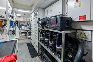 SHA SHA SHA IV 100ft Custom Line Yacht For Sale