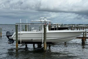 32ft Contender Yacht For Sale