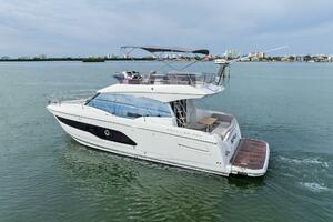 2022 Prestige 420 FLybridge SO FLY 