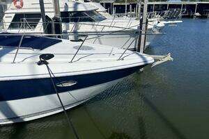 2008 Cruisers Yachts 390 Sport Coupe thumbnail 8