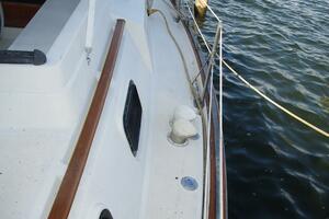 36' S2 starboard side deck1