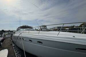 2001 Sea Ray 510 SUNDANCER thumbnail 3