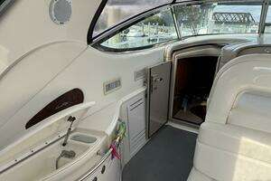 2001 Sea Ray 510 SUNDANCER thumbnail 16
