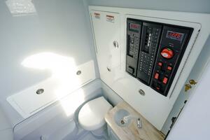 2024 Valhalla Boatworks V-33- T/T THE O SHEAUX- Head/ Batteries