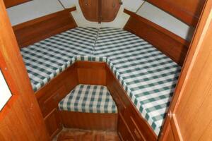 Ahoy Vey 34ft CHB Yacht For Sale