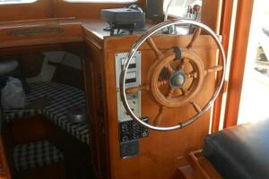 Ahoy Vey 34ft CHB Yacht For Sale