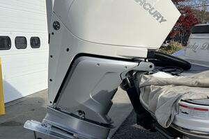 27ft Sea Ray Yacht For Sale