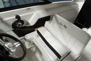 27ft Sea Ray Yacht For Sale