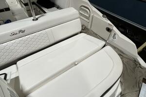 27ft Sea Ray Yacht For Sale