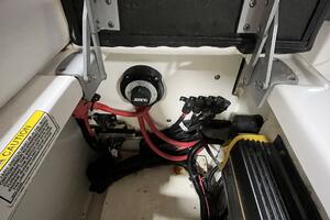 27ft Sea Ray Yacht For Sale