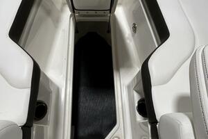 27ft Sea Ray Yacht For Sale