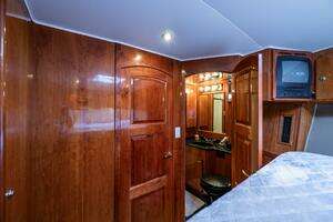 2001 Navigator 61 Pilothouse thumbnail 27
