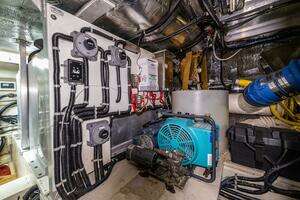 2001 Navigator 61 Pilothouse thumbnail 44