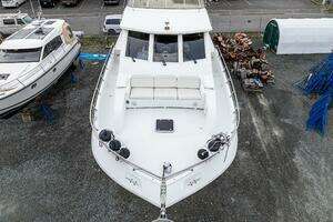 2001 Navigator 61 Pilothouse thumbnail 5