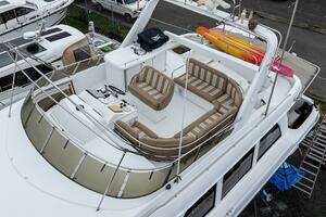 2001 Navigator 61 Pilothouse thumbnail 9