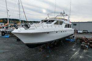 2001 Navigator 61 Pilothouse thumbnail 1