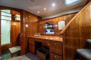 2001 Navigator 61 Pilothouse thumbnail 30