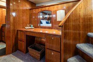 2001 Navigator 61 Pilothouse thumbnail 29