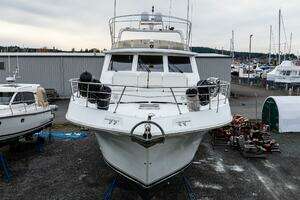 2001 Navigator 61 Pilothouse thumbnail 7