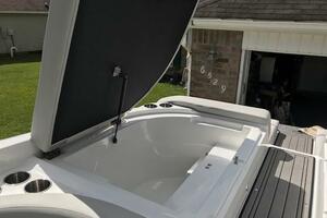 29ft Rinker Yacht For Sale