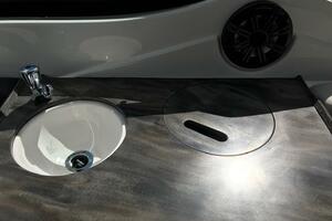 29ft Rinker Yacht For Sale