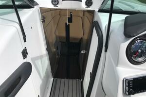 29ft Rinker Yacht For Sale