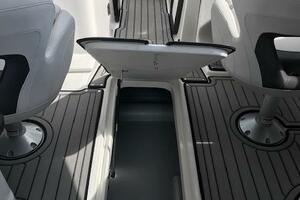 29ft Rinker Yacht For Sale