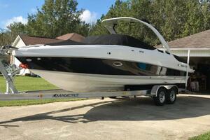 29ft Rinker Yacht For Sale