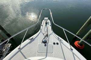 2001 Tiara Yachts 4300 Open thumbnail 23