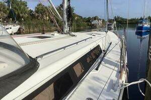 2012 Beneteau Oceanis ICW thumbnail 15