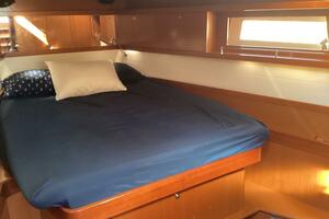 At Last 45ft Beneteau Yacht For Sale