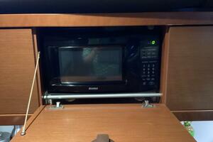 At Last 45ft Beneteau Yacht For Sale