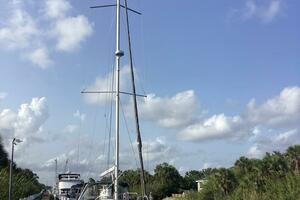 At Last 45ft Beneteau Yacht For Sale