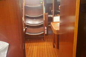 2003 Beneteau Center Cockpit thumbnail 18