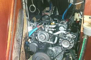 KULEANA 42ft Beneteau Yacht For Sale