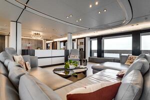 L A U L 130ft Extra Yachts Yacht For Sale