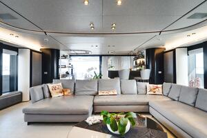 L A U L 130ft Extra Yachts Yacht For Sale