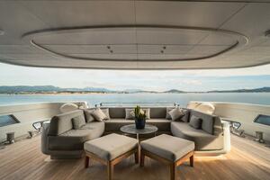 L A U L 130ft Extra Yachts Yacht For Sale