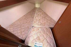 2008 Beneteau thumbnail 63