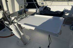 2008 Beneteau thumbnail 39