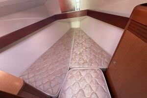 31ft Beneteau Yacht For Sale