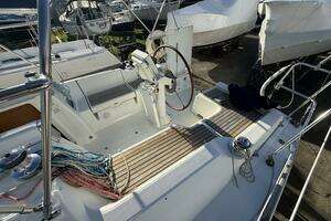 2008 Beneteau thumbnail 35
