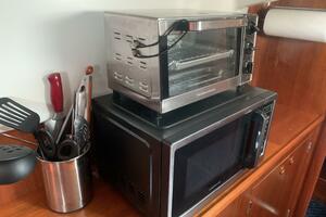 Neptune s Daughter 36ft Beneteau Yacht For Sale