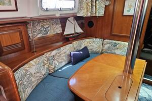 Neptune s Daughter 36ft Beneteau Yacht For Sale