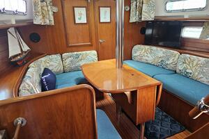 Neptune s Daughter 36ft Beneteau Yacht For Sale