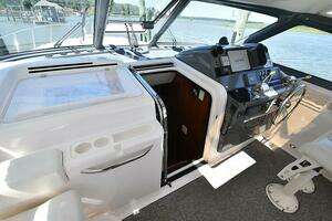 2001 Tiara Yachts 52 Sport Yacht thumbnail 29