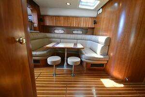 2001 Tiara Yachts 52 Sport Yacht thumbnail 9
