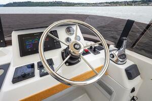 Cheers 35ft Beneteau Yacht For Sale