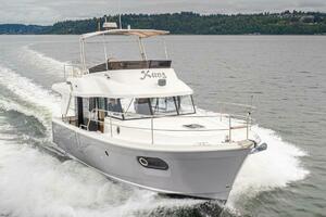 Cheers 35ft Beneteau Yacht For Sale