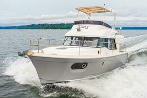 Cheers 35ft Beneteau Yacht For Sale